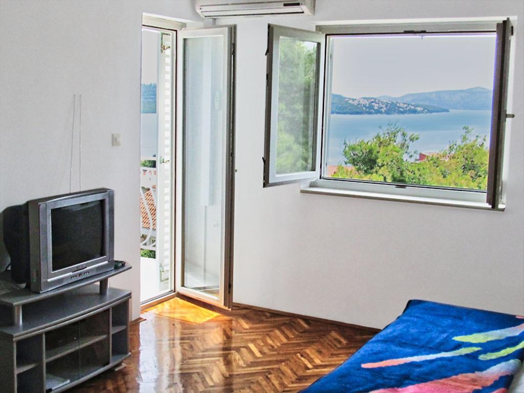 Ljiljana Apartment オクルグ・ゴルニ 部屋 写真