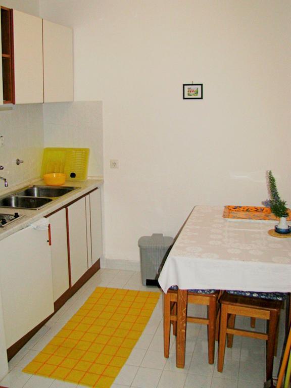 Ljiljana Apartment オクルグ・ゴルニ 部屋 写真
